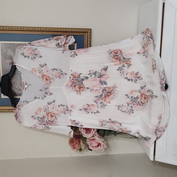 2for$10 Babydoll floral dress S Sexy Comfortable  Feminine Coquette - Picture 2 of 8